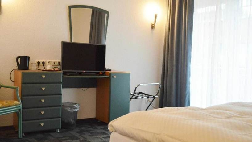 Imagen de la habitación del Hotel B8 Voerde. Foto 19