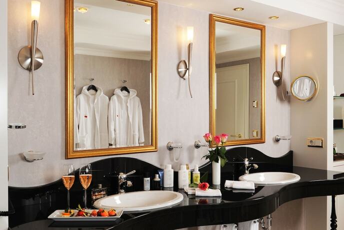 Imagen de la habitación del Hotel BEI SCHUMANN. Foto 13