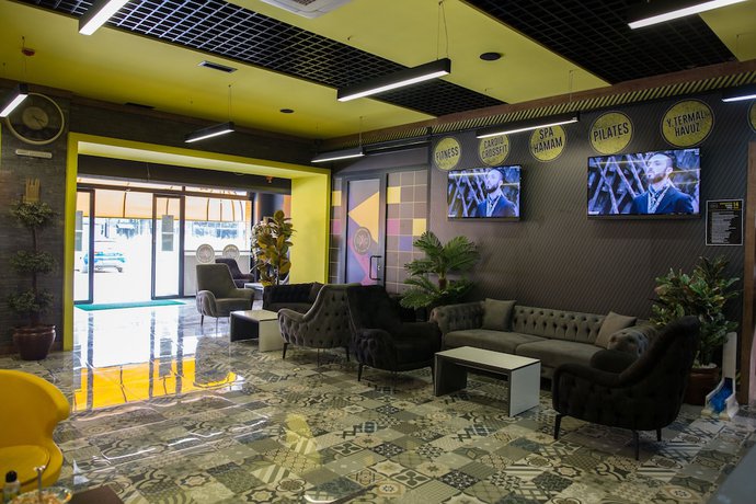 Imagen de los interiores del Hotel BFC Spa and Sport. Foto 9