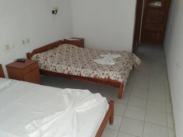 Imagen de la habitación del Hotel Babadag. Foto 8