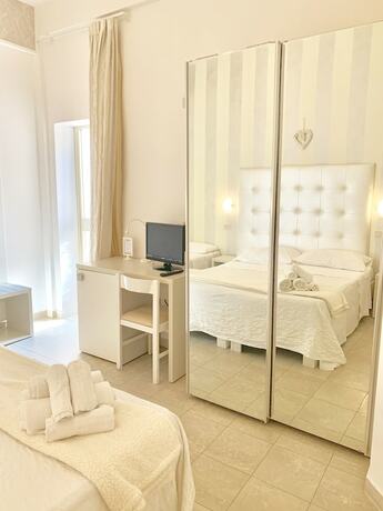Imagen general del Hotel Baby Bed and Breakfast. Foto 2