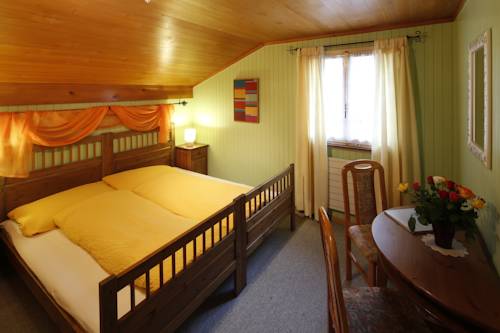 Imagen de la habitación del Hotel Bahnhof. Foto 5