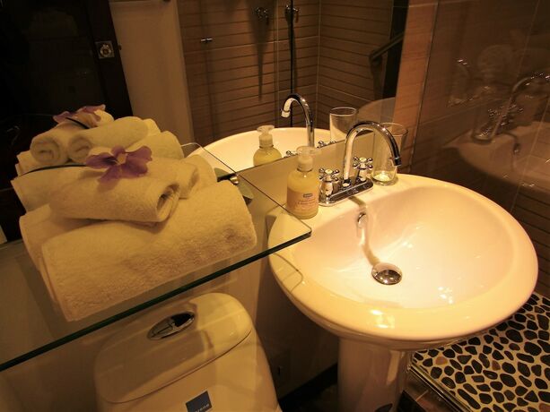 Imagen de la habitación del Hotel Bambu Inn. Foto 9