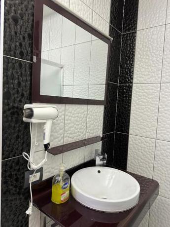 Imagen general del Hotel Bar Restaurant Real. Foto 6