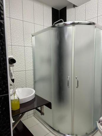 Imagen de la habitación del Hotel Bar Restaurant Real. Foto 17