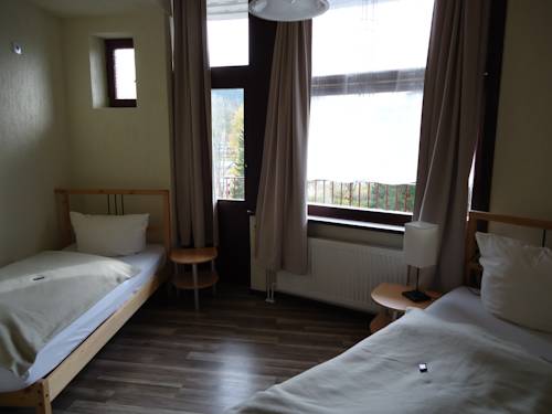Imagen de la habitación del Hotel Bastei. Foto 7