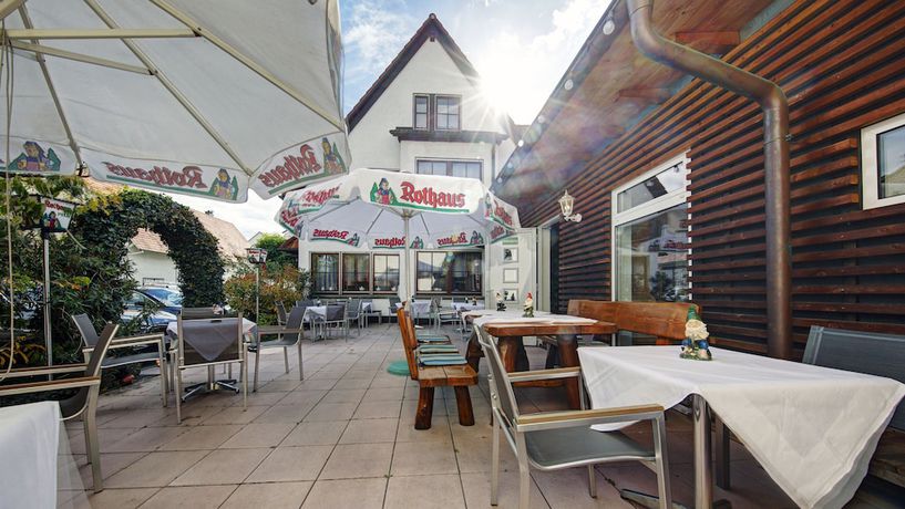 Imagen de los exteriores del Hotel Bauer Gro&szlig;bettlingen. Foto 17