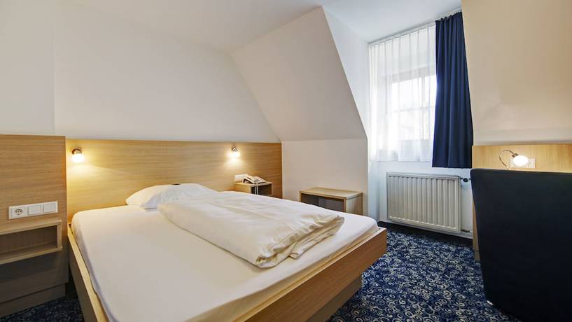 Imagen de la habitación del Hotel Bauer Gro&szlig;bettlingen. Foto 13