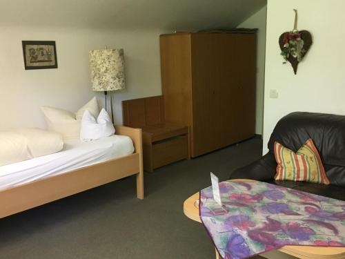 Imagen de la habitación del Hotel Bavaria, Bad Wiessee. Foto 10