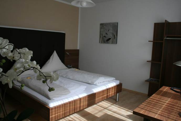 Imagen de la habitación del Hotel Bavaria Garni. Foto 4