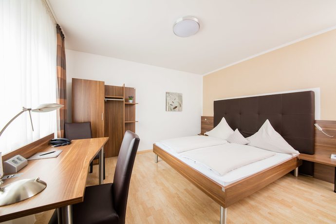 Imagen de la habitación del Hotel Bavaria Garni. Foto 7