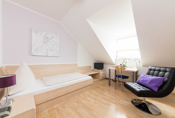 Imagen de la habitación del Hotel Bavaria Garni. Foto 10