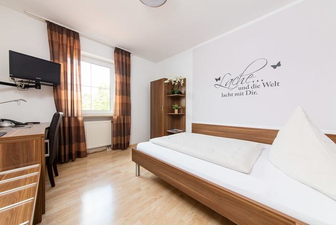 Imagen de la habitación del Hotel Bavaria Garni. Foto 13