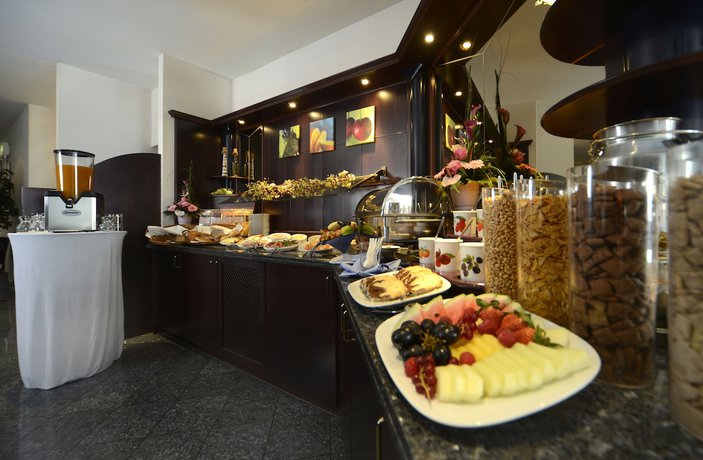 Imagen del bar/restaurante del Hotel Bavaria, Sandersdorf-Brehna. Foto 3