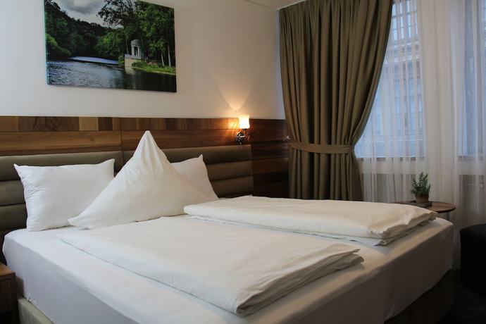 Imagen de la habitación del Hotel Bayrischer Hof. Foto 7