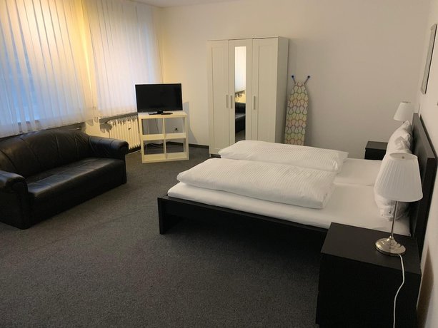 Imagen de la habitación del Hotel Bayrischer Hof. Foto 15