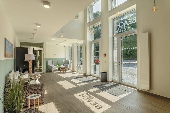 Imagen de los interiores del Hotel BeachSide. Foto 18