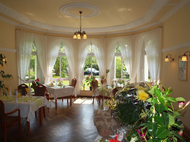 Imagen del bar/restaurante del Hotel Bellevue Schmölln. Foto 4