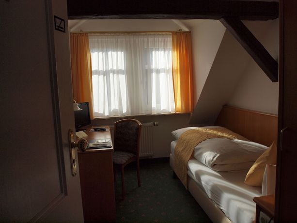 Imagen de la habitación del Hotel Bellevue Schmölln. Foto 8