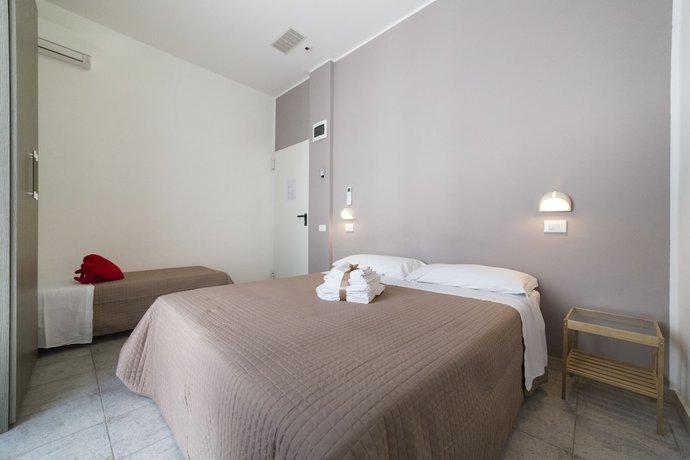 Imagen de la habitación del Hotel Belsoggiorno. Foto 15