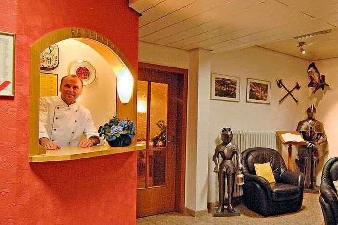Imagen de los interiores del Hotel Bergfried. Foto 15