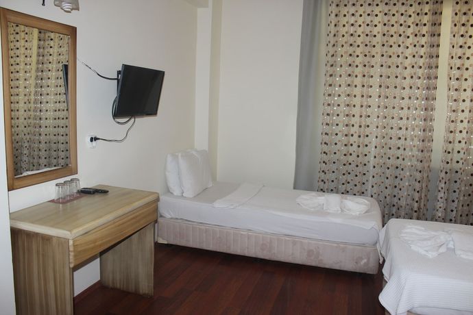 Imagen de la habitación del Hotel Berlin, FETHIYE. Foto 3