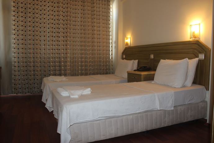 Imagen de la habitación del Hotel Berlin, FETHIYE. Foto 8