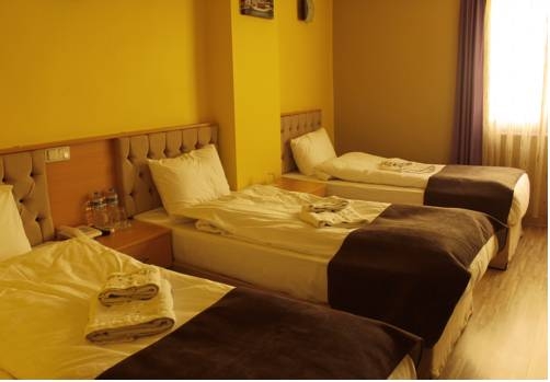 Imagen general del Hotel Bestur. Foto 14