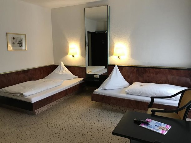Imagen de la habitación del Hotel Bitterfelder Hof. Foto 10