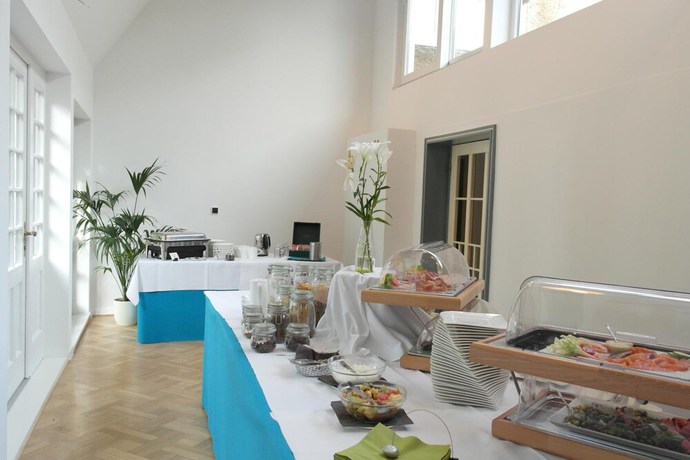 Imagen del bar/restaurante del Hotel Blauer Fasan. Foto 10