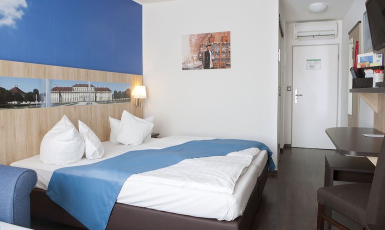 Imagen de la habitación del Hotel Blauer Karpfen. Foto 15