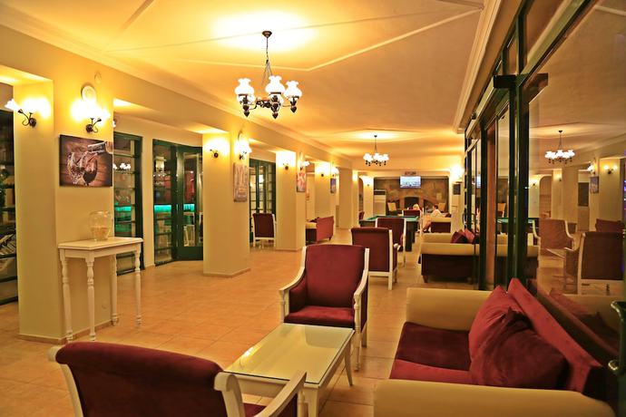 Imagen de los interiores del Hotel Bleu Nuit Bodrum. Foto 18