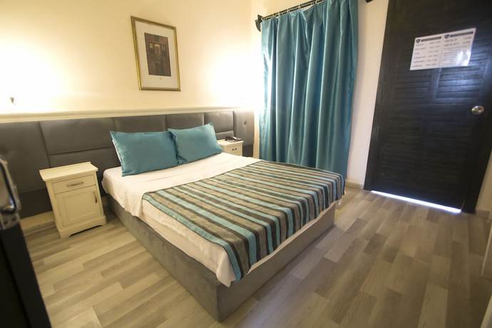 Imagen de la habitación del Hotel Bleu Nuit Bodrum. Foto 8