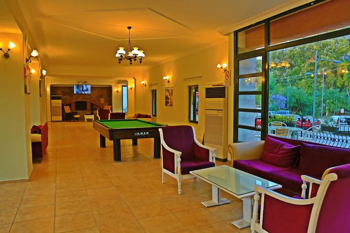Imagen de los interiores del Hotel Bleu Nuit Bodrum. Foto 20