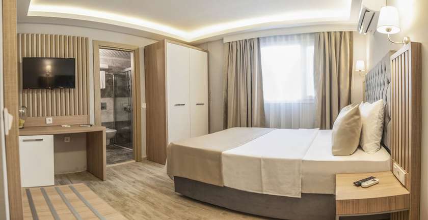 Imagen de la habitación del Hotel Bleu Nuit Bodrum. Foto 12