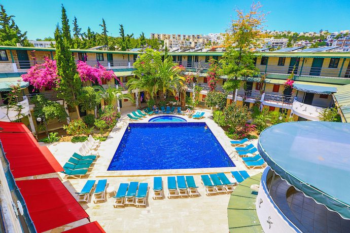 Imagen general del Hotel Bleu Nuit Bodrum. Foto 1