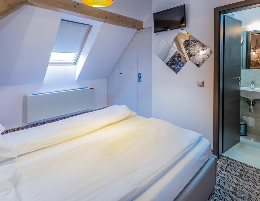 Imagen general del Hotel Bliss. Foto 4