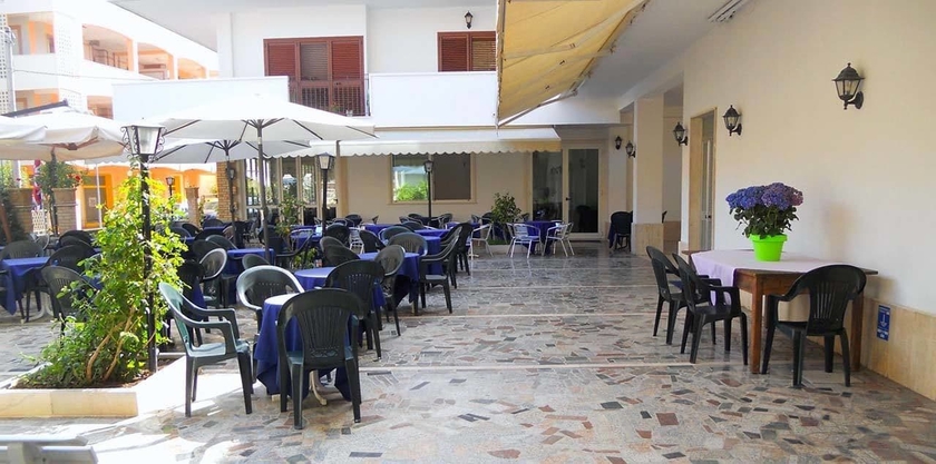 Imagen de los exteriores del Hotel Blurelda Ristorante. Foto 16