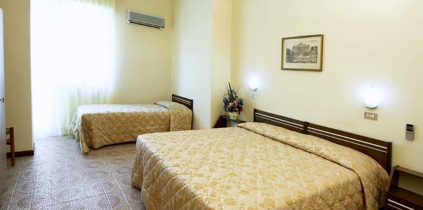 Imagen de la habitación del Hotel Blurelda Ristorante. Foto 6