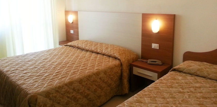 Imagen de la habitación del Hotel Blurelda Ristorante. Foto 9