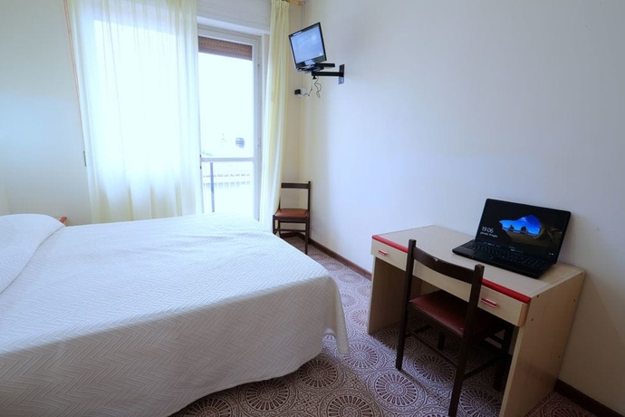 Imagen de la habitación del Hotel Blurelda Ristorante. Foto 10