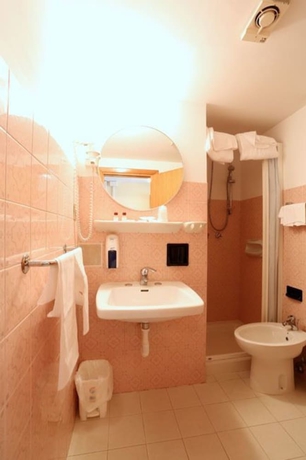 Imagen de la habitación del Hotel Blurelda Ristorante. Foto 11