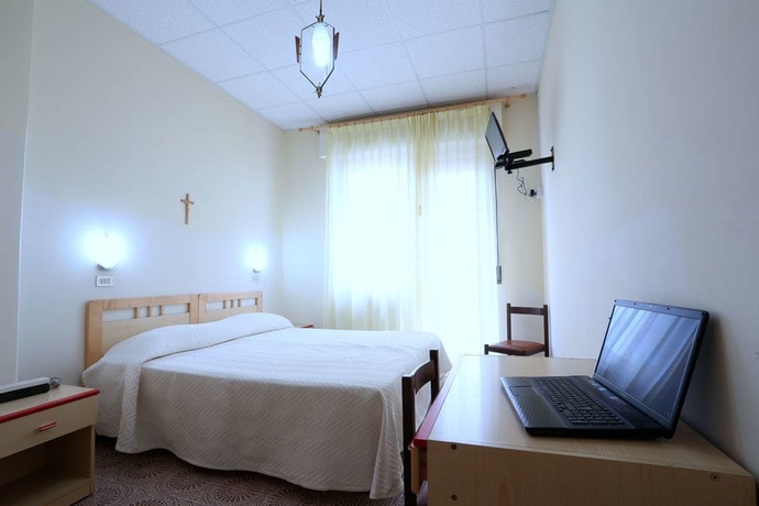 Imagen de la habitación del Hotel Blurelda Ristorante. Foto 12