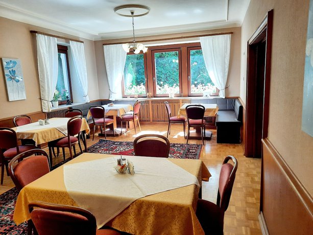 Imagen del bar/restaurante del Hotel Bl&uuml;chersruh, Bad Berneck. Foto 3
