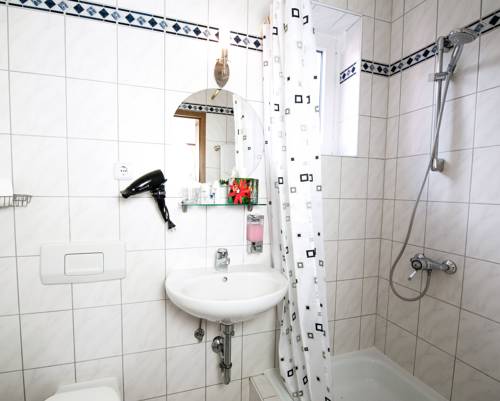 Imagen de la habitación del Hotel Bl&uuml;chertal. Foto 11