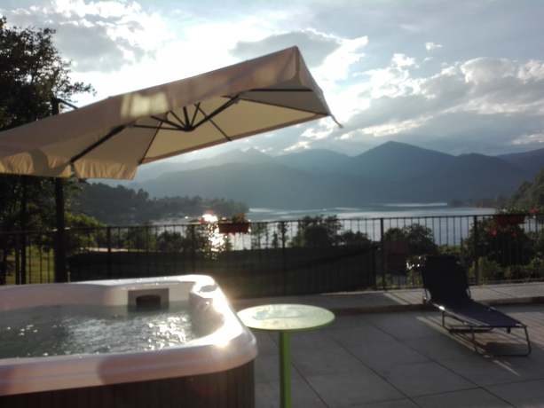 Imagen de la piscina del Hotel Bocciolo. Foto 20