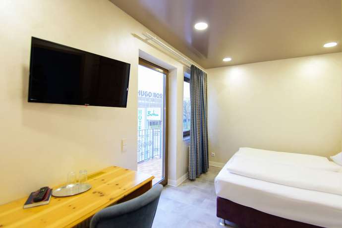 Imagen de la habitación del Hotel Bohn. Foto 2