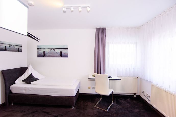 Imagen de la habitación del Hotel Bohn. Foto 5