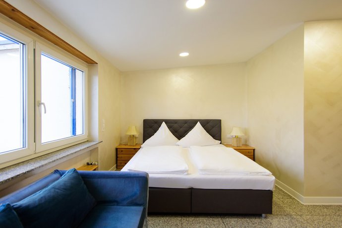 Imagen de la habitación del Hotel Bohn. Foto 12