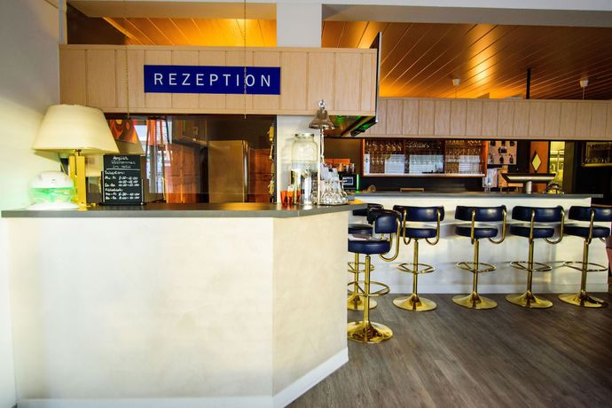 Imagen de los interiores del Hotel Bohn. Foto 20